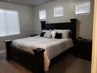 Beautiful Home Near Zions with Private Pool, Gazebo and Garage