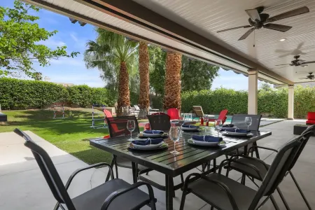 Dream Oasis - Pool/Spa/Games/FirePit Отели рядом с достопримечательностью «Indian Palms Country Club & Resort»