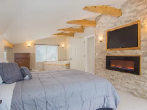 Hog Mountain Chalet • Hot Tub • Near Belleayre Hotels in Middletown