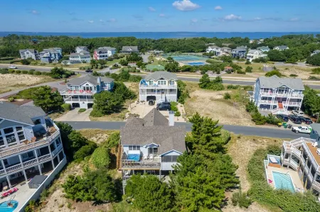 Private Pool,  Heat Included, Dogs Welcome, Hot Tub,  Oceanside, No 4x4 Needed