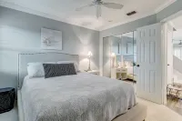 Oceanfront Fabulous Townhome: Your Coastal Escape Awaits! - 4つ星