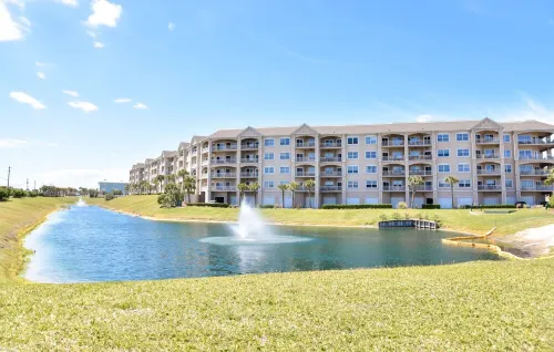 Updated Ocean Park Condo-4 Min Walk to Beach--Open May 17-22, June 8-13, 20-27.