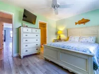 Gulf Front on an island,kayaks,tennis/pickleball SUP, 1 pet POOL IS CLOSED Hotels in Placida