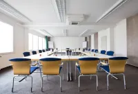 봉주르 타궁스호텔 슈투트가르트 게를링겐