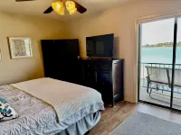 "Sunsets on Hamilton" Lakefront Condo!