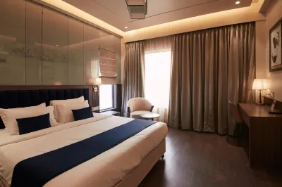 Rudraksh The Hotel S B DIGITAL LIBRARY附近的飯店