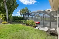 Private Heated Pool, 7 min to the Beach