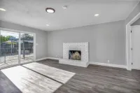 Fresno House | Pool | Fire Pit | Garage | 3/2:Wow! - 방갈로