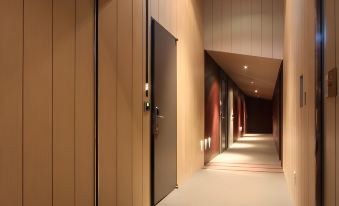 Valentine Hotel - Housity