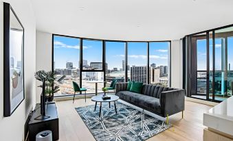 Lumina Suites