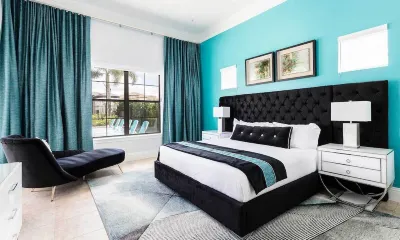 Kids own play area/Amazing themed bedrooms/Extra large pool/10 mins WDW/1 LEVEL Hotels near Disney's Boardwalk Resort