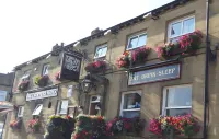 OYO The Croppers Arms Hotels near Magic Rock Brewing Co. Ltd