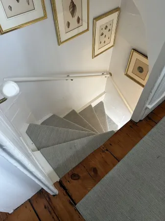 OLD TOWN CHARM.  Sleeps 4- 2 bedrooms - 2.5 baths Отели в г. Марблхед