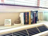 Cozy  condo getaway…short walk to the beach