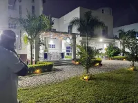 Park Springs Hotel Hotel di Abura Asebu Kwamankese