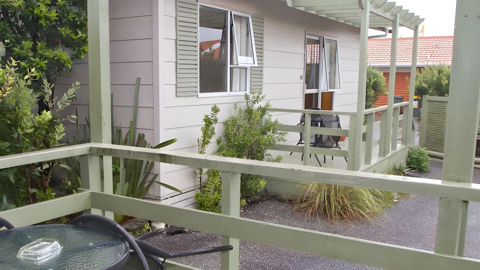 252 Beachside Motels & Holiday Park