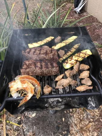 Lake Huntley Oasis: Private Dock - 1/2 Acre - Kayak