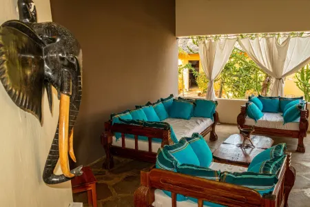 Private Villa Watamu Отели рядом с достопримечательностью «Watamu Beach»