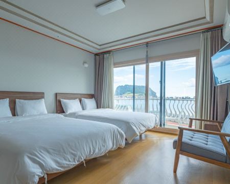 2. 서귀포 해뜨는집..