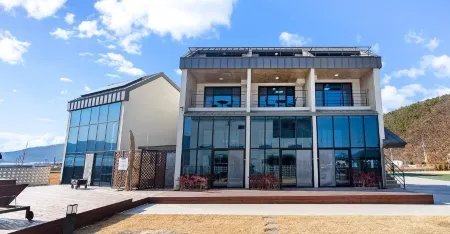 Gyeongju Dasol River Pension Отели рядом со станцией Сингёнджу