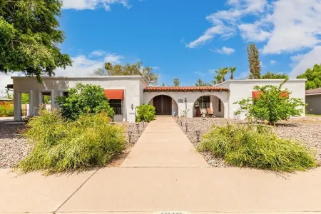 Casa Blanca - Enjoy Heated Pool- upon request