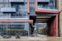 Rooftop Suite - Walk to CN Tower, Mtcc, Entertainment District Hotels in Fashion District