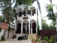 Boomerang Guest House