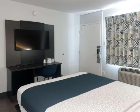 Motel 6 Tulare, CA Hotels in Tulare