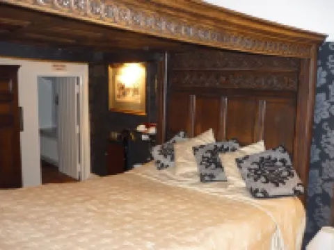 The Leather Bottle Hotels in Gravesend