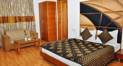 Hari's Court Inns & Hotels Hotels in Lajpat Nagar