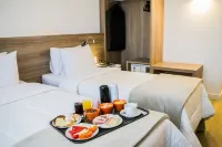 Intercity Gravataí Hotels near Agostinho Martha Municipal Museum