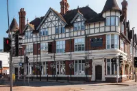 Plough Hotel Hotels near University of Northampton