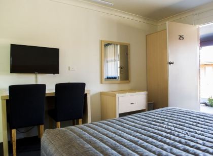 Cherry Blossom Motor Inn