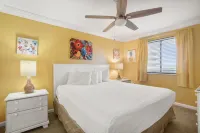 Sundestin Beach Resort Отели в г. Дестин