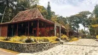 Kinarigiri Villa kios ruko taskombang new 주변 호텔