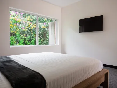 Inala Hotel Các khách sạn ở Springfield Central