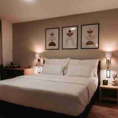 Hotel du Midi Rooms