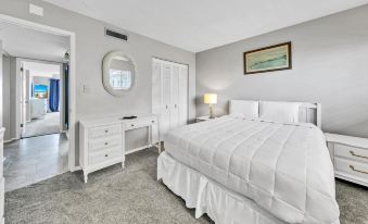Regency Towers 623