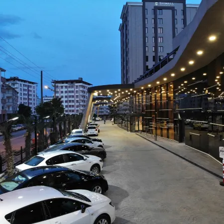 Shimall Hotel
