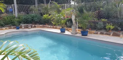 Mapleton Peaceful Provence Bnb Hotels in Flaxton