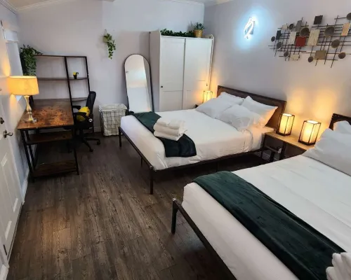 Monterey Park Retreat: Spectacular Views & Comfort Hotel di Monterey Park