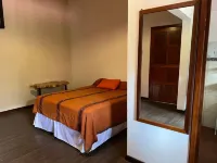 NEIZAN ANEXO Hotels near El Bosque de los Cuatro Caminos