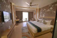 Ginger Ajmer, Hathi Bhata - bar