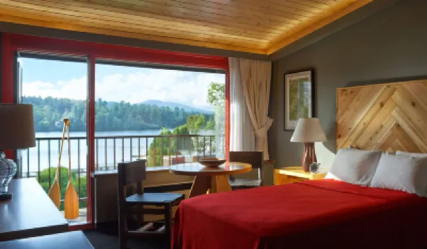 Lake House at High Peaks Resort Отели в г. 