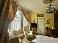 Albert & Victoria Guest House