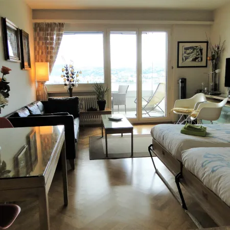 Breathtaking View for a Romantic Stay