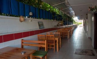 UnSide Apart Otel