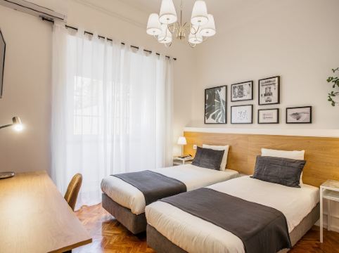 Home Out Rooms & Apartments