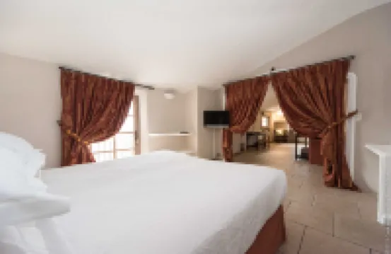 阿蘭洛卡餐廳酒店 盧河畔拉科爾酒店