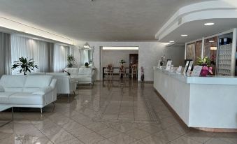 Hotel Royal Plaza
